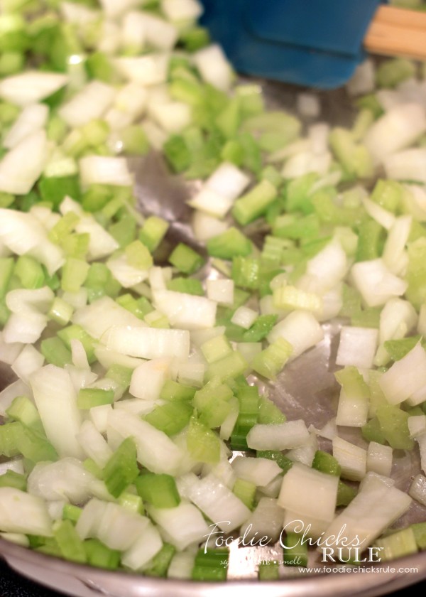 Cabbage, Rice and Chicken - Celery Onions - #cabbagerice #cabbagerecipe foodiechicksrule.com