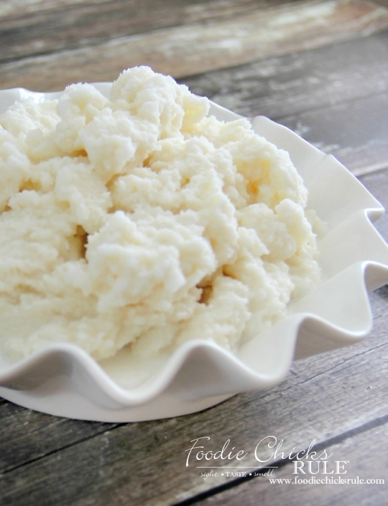 Delicious Snow Cream - Super Easy Recipe! #vanilla #snowcream #recipe foodchicksrule.com