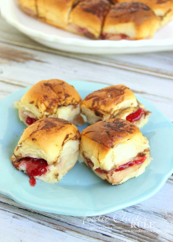 Turkey, Swiss Rolls with Lingonberry & Balsamic Glaze -  #balsamic #turkeyswissrecipe #lingonberry foodiechicksrule.com