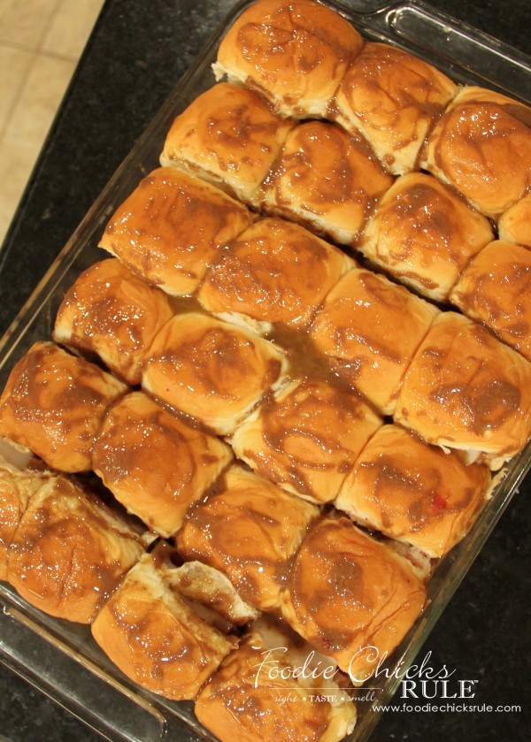 Turkey, Swiss Rolls with Lingonberry & Balsamic Glaze -   #balsamic #turkeyswissrecipe #lingonberry foodiechicksrule.com