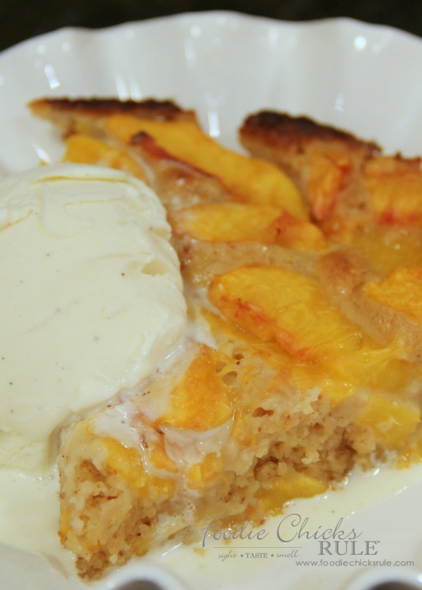 Gluten Free Peach Cobbler - Quick and Easy Dessert - #peach #cobbler #glutenfree foodiechicksrule