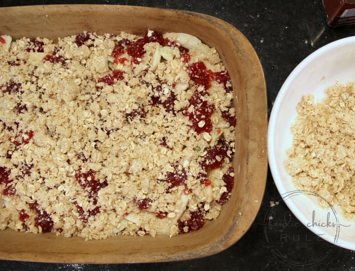 Gluten Free Cranberry Apple Crisp - foodiechicksrule.com #glutenfree #cranberryapple #applecrisp