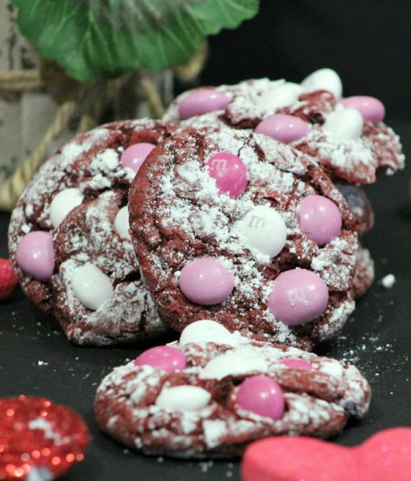 Valentines-Day-Red-Velvet-Crinkle-Cookies-Jenns Blah Blah Blog