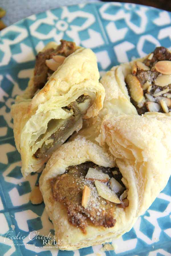 Pistachio Almond Pastry - SIMPLE RECIPE - foodiechicksrule.com #almondpastry #pistachiopastry #pistachio