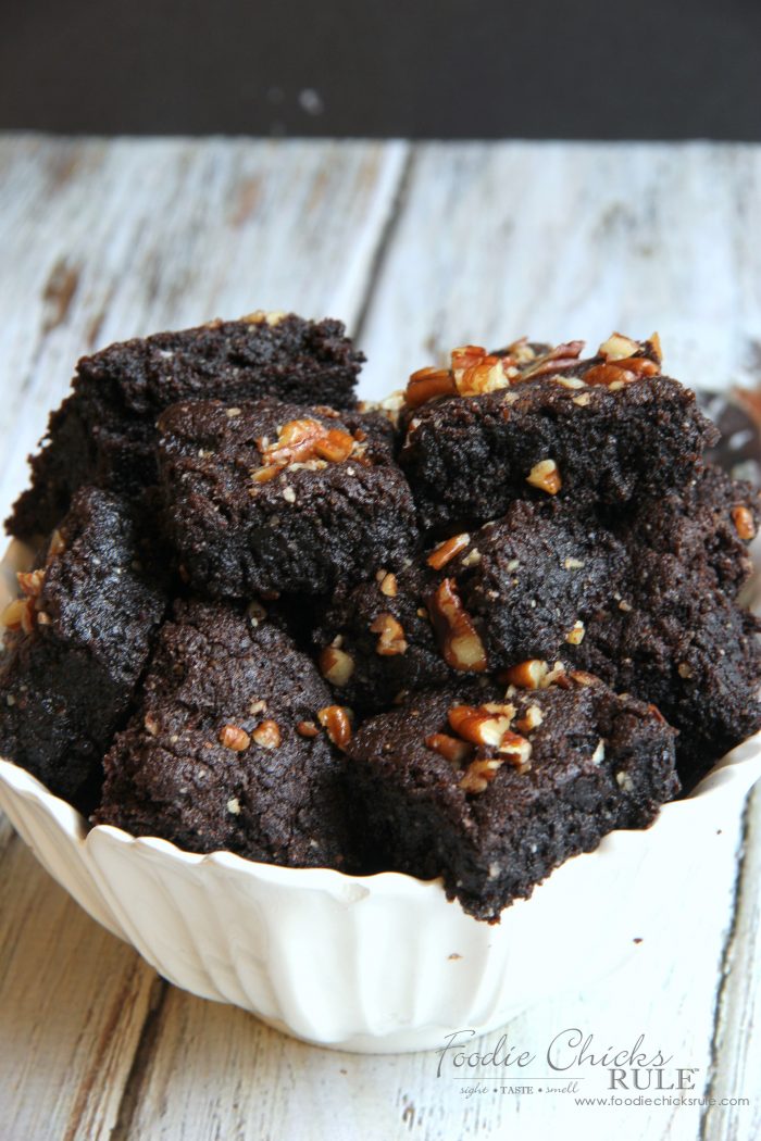 Gluten Free Dark Chocolate Brownies (ooey gooey goodness!)