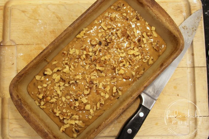 Old Fashioned Date Walnut Bread foodiechicksrule.com #oldfashioned #datewalnutbread #datebread #easyrecipe