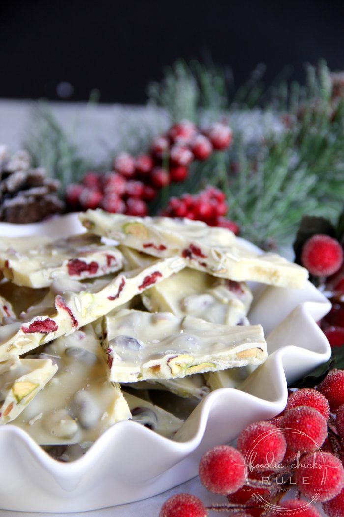 White Chocolate Cranberry & Pistachio Bark foodiechicksrule.com #holidaydesserts #Christmasdesserts #whitechocolatecranberrypistachio #pistachiodesserts #whitechocolatebark