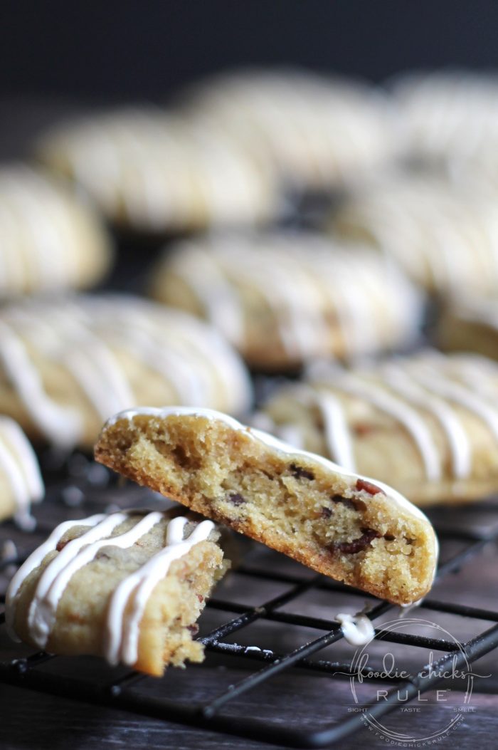 Maple Bacon Chocolate Chip Cookies (best combo ever!)