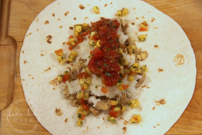 BEST Burritos Recipe!! Big & Stuffed and full of flavor! foodiechicksrule.com #bestburritorecipe #bigburritos #texmexfood #mexicanfoodrecipe #burritorecipe