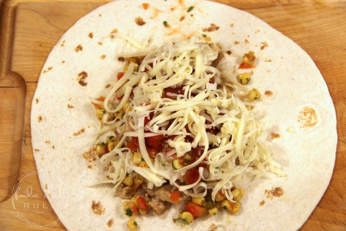 BEST Burritos Recipe!! Big & Stuffed and full of flavor! foodiechicksrule.com #bestburritorecipe #bigburritos #texmexfood #mexicanfoodrecipe #burritorecipe