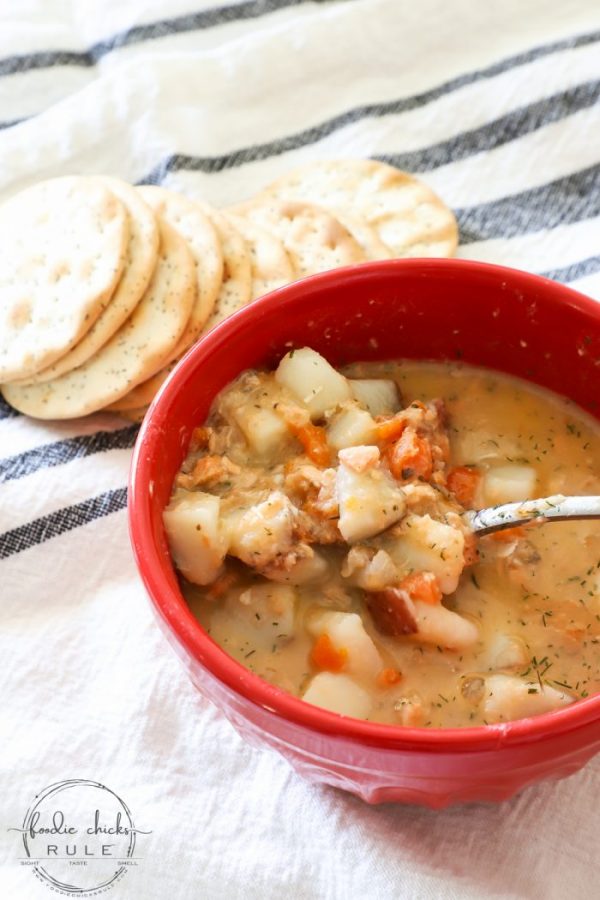 This dairy free salmon chowder is the perfect meal for those cold winter months. Win-win, it's delicious AND simple to throw together! #salmonideas #salmonrecipes #salmonchowder #dairyfree