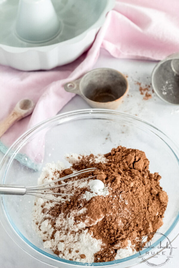 Old Fashioned Chocolate Pound Cake Recipe - Passed down to me! foodiechicksrule.com #chocolatepoundcake #chocolatecake #oldfashionedrecipes #cakerecipes